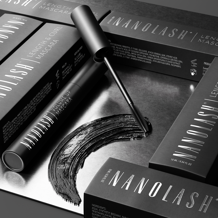 Úžasné líčení s řasenkou Nanolash Volume Up a Length & Curl Mascara