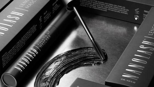 Úžasné líčení s řasenkou Nanolash Volume Up a Length & Curl Mascara